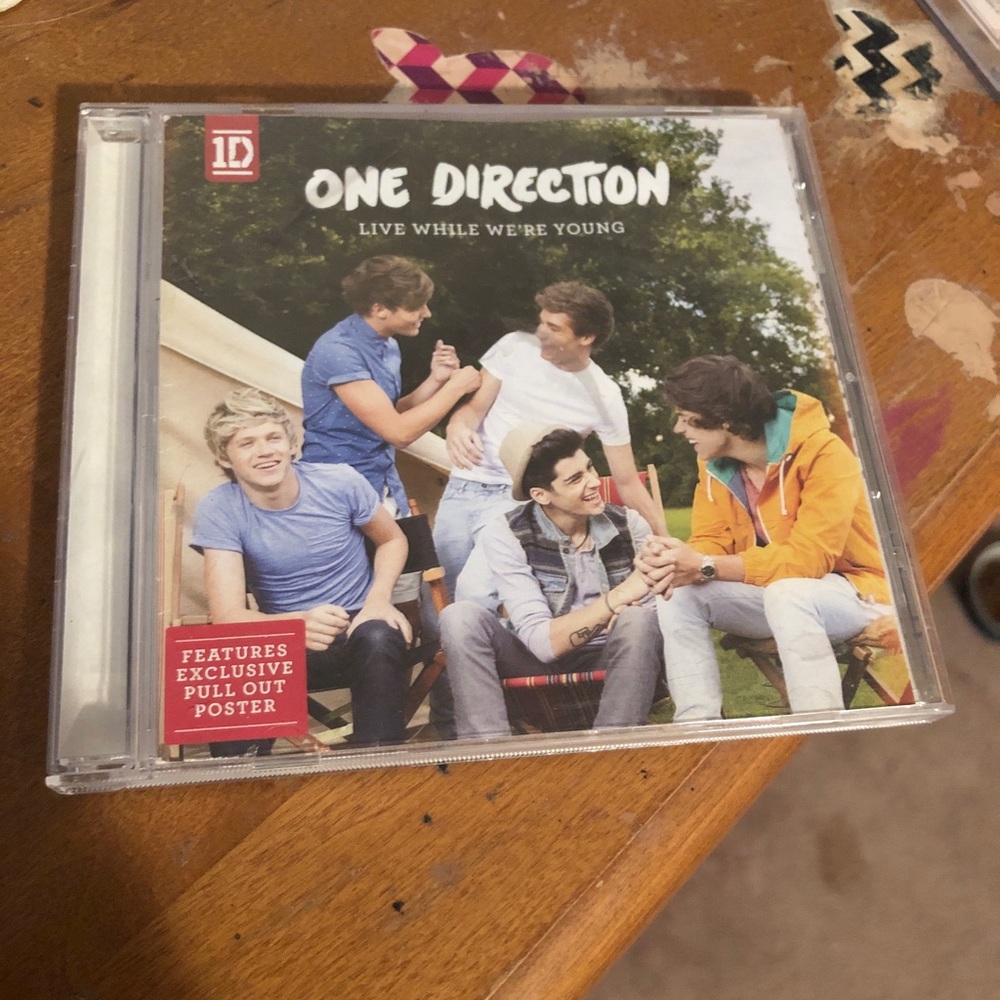 CD - Picture 3 of 4